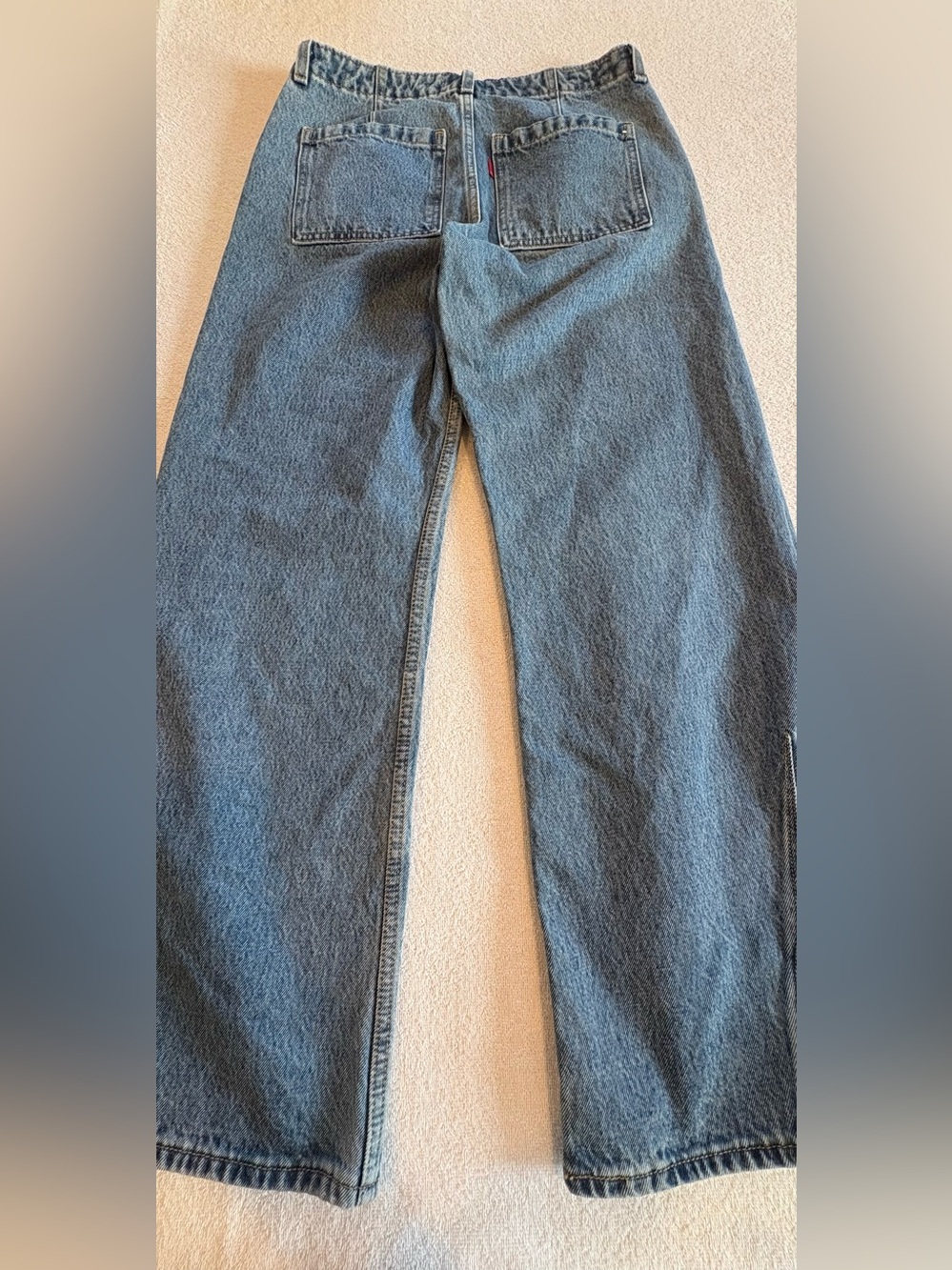 SOLD Levi’s Low Loose Barrel Leg Jeans Medium Wash Size 27 - Picture 12 of 15
